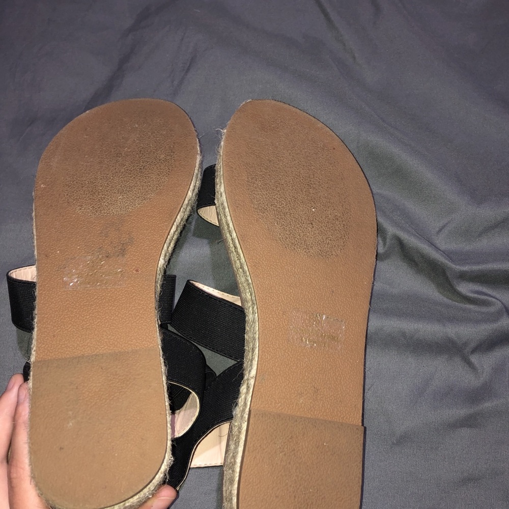 Sandals - Picture 3 of 4